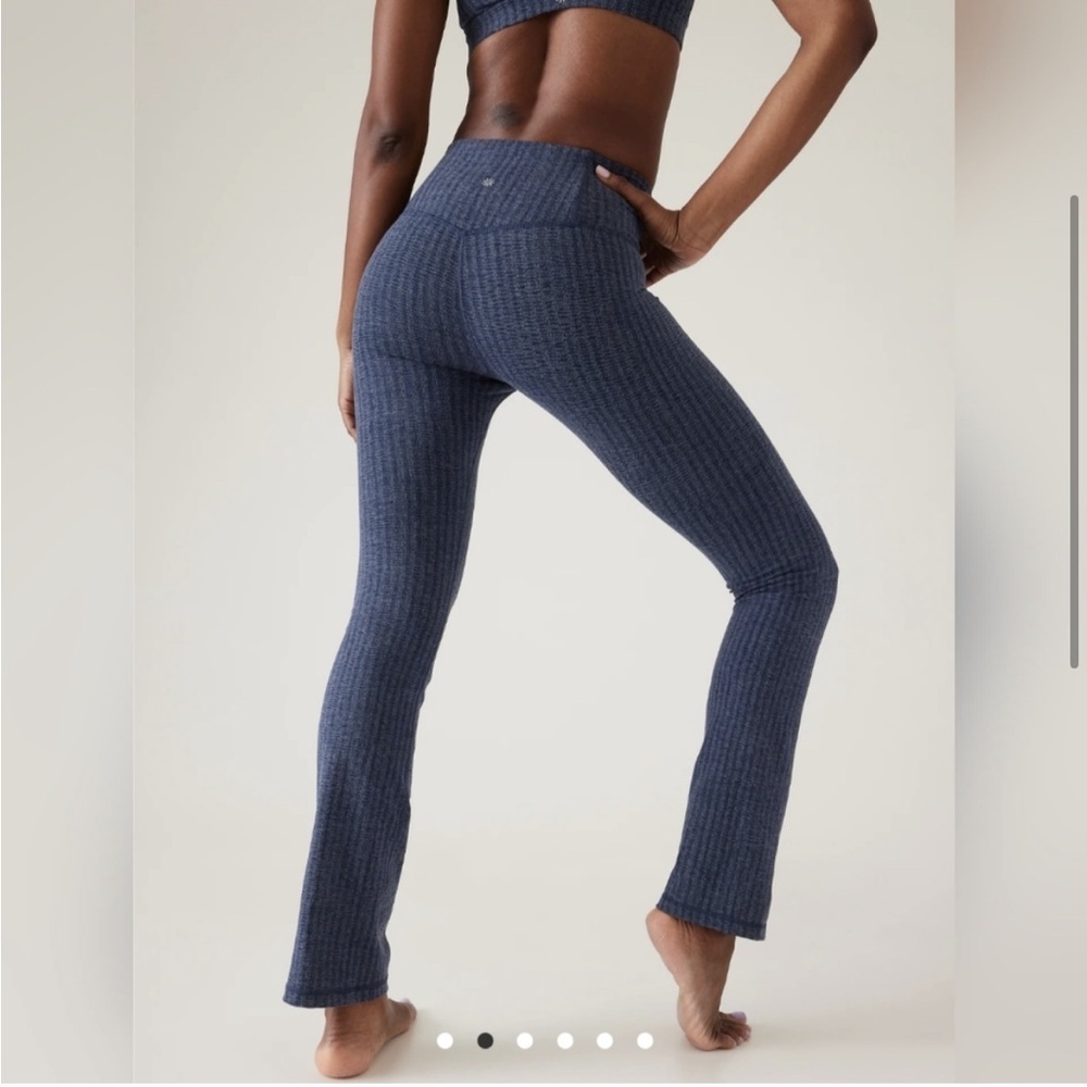 Athleta Elation Textured Straight Leg Pant Size Medium
